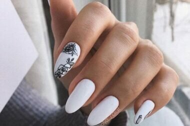 ТОП 10: модный маникюр 2021